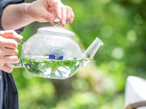 オリジナル野草茶作り